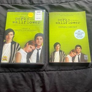 The perks of being a wallflower dvd + book set